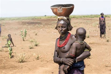 30 Stunning Photos Capture Remote African Tribes Livelihood Under