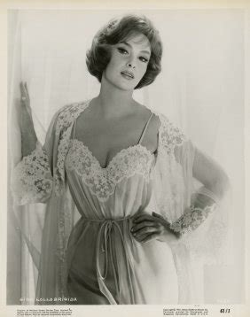 Gina Lollobrigida Photos From Go Naked In The Worl Lot