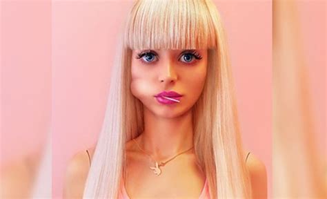 Videos Y Fotos Es La Nueva Barbie Humana Pero No Por Decisión Propia