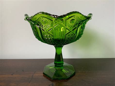 vintage l e smith green glass compote heritage quintec candy etsy