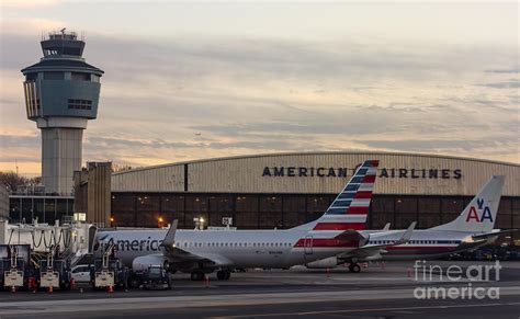 American Airlines Terminal At Laguardia Airport Photograph By David