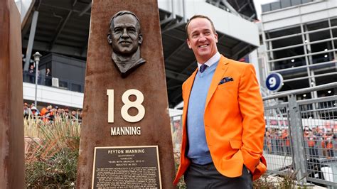 Peyton Manning Unveils Ring Of Fame Pillar As He Is Inducted Into Team