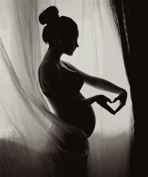 8 Lovely Maternity Photoshoot Ideas You Can Do At Home Living Textiles Co
