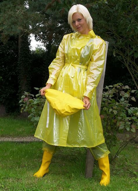 Pin By Rub Allo On Pvc Plastic Vinyl Nylon Raincoats For Women Rainwear Girl Rain Fashion