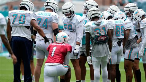 Tua Tagovailoa Returns To Game Action In Dolphins Scrimmage Connects
