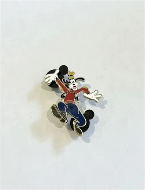 Disney Goofy 90th Anniversary Mystery Pin Goofy Happy Limited