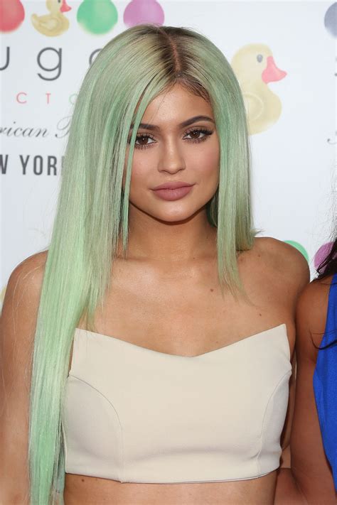 Kylie Jenner Hair Extensions Kylie Jenner Hair Color Changes Teen Vogue