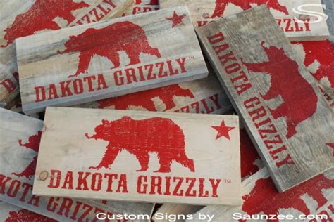 Saunzee Custom Bear Flag Wood Signs For Dakota Grizzly Bear Flag Museum