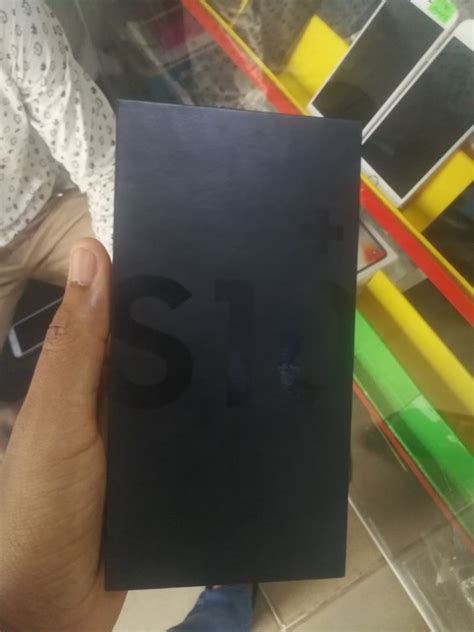 The galaxy s10 plus was samsung's new 'everything phone' for 2019, helping disrupt the sameness of the last few generations of handsets. Samsung Galaxy S10 Plus Duos Open Box - Technology Market ...
