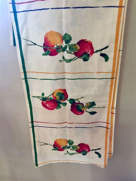 Vintage Wilendure Apple Toweling Fabric 17 By 32 Etsy Vintage Tea