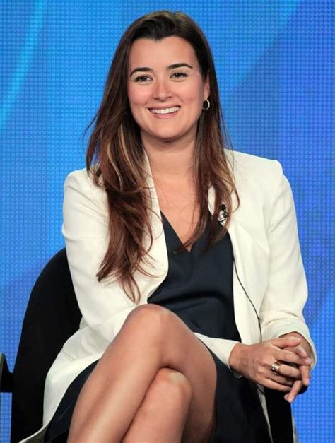 Hot Photos Of Cote De Pablo Which Are Almost Naked Music Raiser