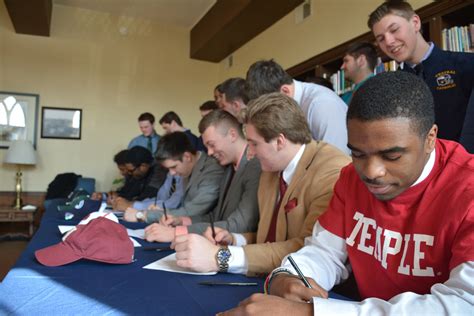 Ncaa Football National Signing Day 2015 Central Catholic High School