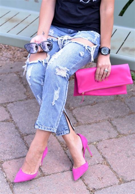 How To Wear Pink Shoes The Pink Millennial Pink Pumps Outfit Pumps