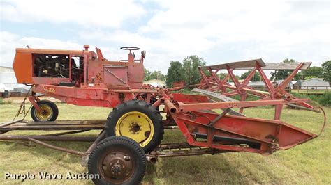 Versatile 400 Swather In Medicine Lodge Ks Item Da7988 Sold Purple