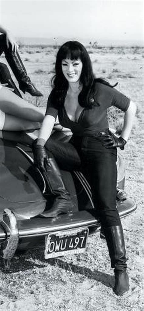 Tura Satana Icon Of 60s Drive In Cult Films Dies