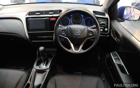 The new sedan from honda comes in a total of 8 variants. GALLERY: 2014 Honda City spec-by-spec comparison Paul Tan ...