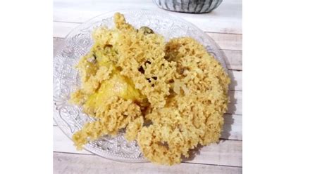 Haluskan bumbu ungkep, tumis sampai harum, tambahkan air lalu ungkep ayam sampai empuk. 795 resep ayam goreng kremes kriuk enak dan sederhana ala ...