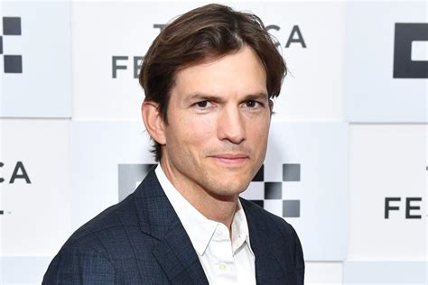 Ashton Kutcher Says He Puts A Squirt Of Orange Juice In His Coffee Instead Of Milk Jugs Local