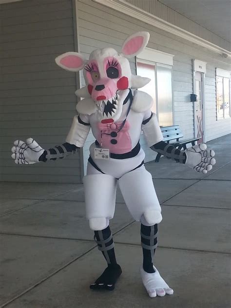 Stunning Mangle Cosplay From Five Nights At Freddys