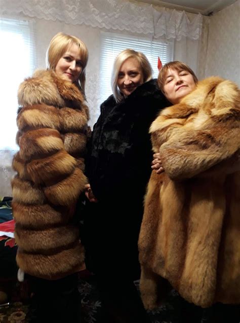 Pin by Мех Bампир on Fur Pins Real Ladies No Model 44 Fur Fox fur