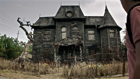Ghost Halloween Haunted House Scary Haunted House Hd Wallpaper Pxfuel