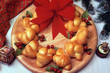 To see the entire shaping process in action, watch this video: Bridgford Bread and Roll Dough Christmas Bread Wreath - Bridgford Bread and Roll Dough
