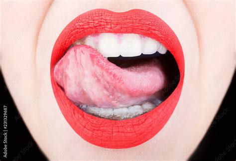 Foto Stock Tongue And Sexy Mouth Woman Lip Female Lips Sexy Lips
