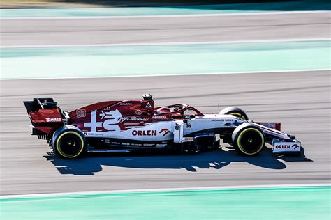 L'entusiasmante nuova partnership con pkn orlen è una dichiarazione di intenti per entrambe le parti, ha dichiarato il direttore del team alfa romeo frederic vasseur. Alfa Romeo Racing ORLEN - France Racing