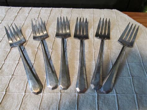 Set of 6 WM Rogers & Son AA Silver Plate Silverplate 6 1/8" Long Forks