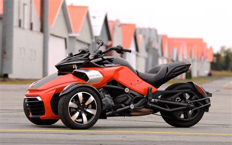 A place for fans of the can am spyder roadster to have fun and share photos and videos of their adventures. Can-Am Spyder F3: Un Spyder nouveau genre - Moto Journal