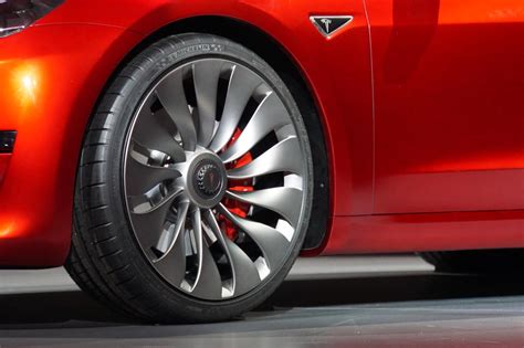 Model Y Spotted With Turbine Wheels Tesla Motors Club