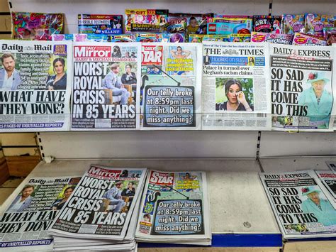 Abcs Guardian Sales Split 5050 Newsstand Vs Subscriptions Daily Mail Saturday Still Dominates