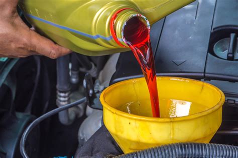 [Infographic] 8 Car Fluids to Check to Keep Your Vehicle Running - In