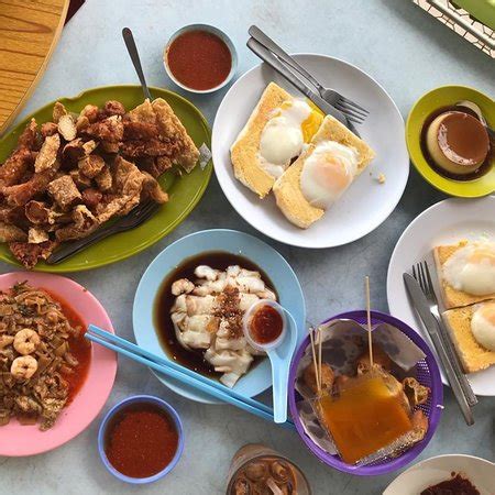 Check out our favourite halal restaurants in ipoh to sample the food that's said to be second only to george town. Restoran New Hollywood, Ipoh - Restaurant Reviews, Phone ...