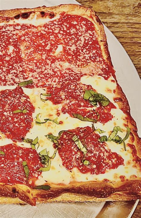 Potluck Lunch : r/Pizza