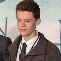 He is an english actor. Tom Holland Birthday, Real Name, Age, Weight, Height ...