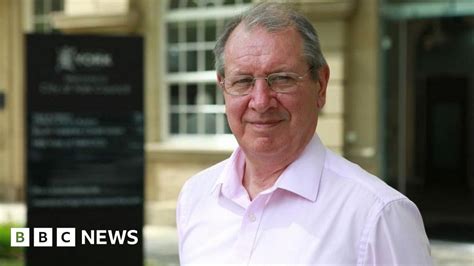 City Of York Council Leader David Carr Dismissed By Party Bbc News