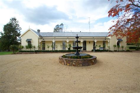 Black Horse Park Accommodation Boorolite