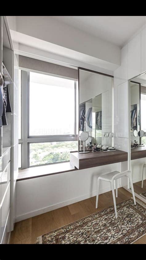 Not like the individual windows, consider bay 2. Dressing table on bay window? | Small dressing table, Bay ...