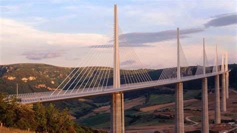 The Tallest Bridge In The World Millau Viaduct Wonderful