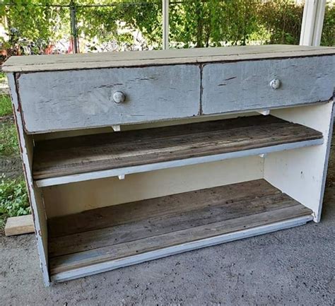 Idea For Old Dresser Decor Old Dressers Entryway Tables