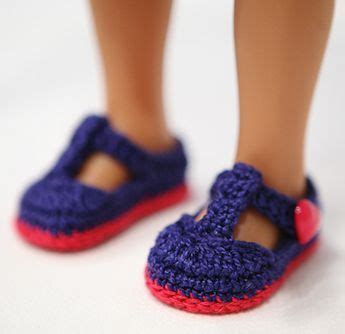 Hundreds of free patterns to knit and crochet! FREE CROCHET SHOE PATTERN - http://www.ravelry.com ...