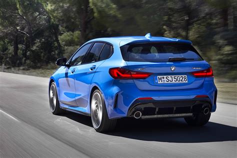 Every used car for sale comes with a free carfax report. Galerie photos BMW Série 1 (2019) - OTOCARS