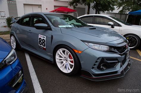 It is available in 1 variants, 1 engine, and 1 transmissions option: Honda CIvic Type R in Sonic Gray Pearl - BenLevy.com