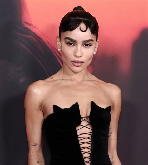 zoe kravitz wore oscar de la renta ‘the batman new york premiere