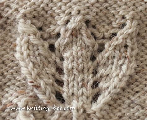 Field of tulips cowl by gretchen tracy (balls to the walls knits) free. Tulip Motif Knitting