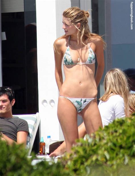 Mischa Barton Nude The Fappening Photo FappeningBook