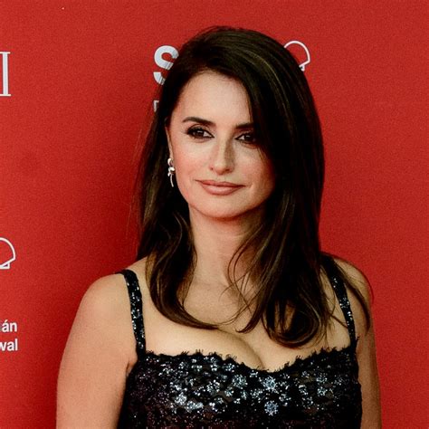 penelope cruz shows off her incredible figure and legs in ethereal white gown in amazing new