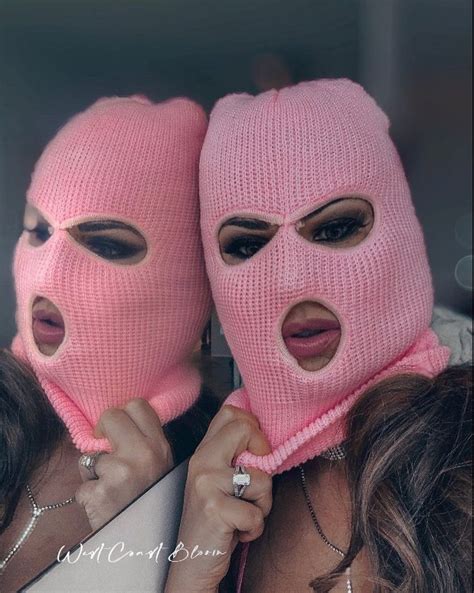 Pin Tillagd Av Bethsv På Ski Mask