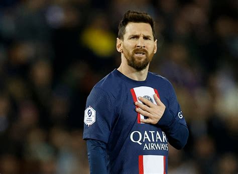 Barcelona President Provides Update On Lionel Messis Possible Return